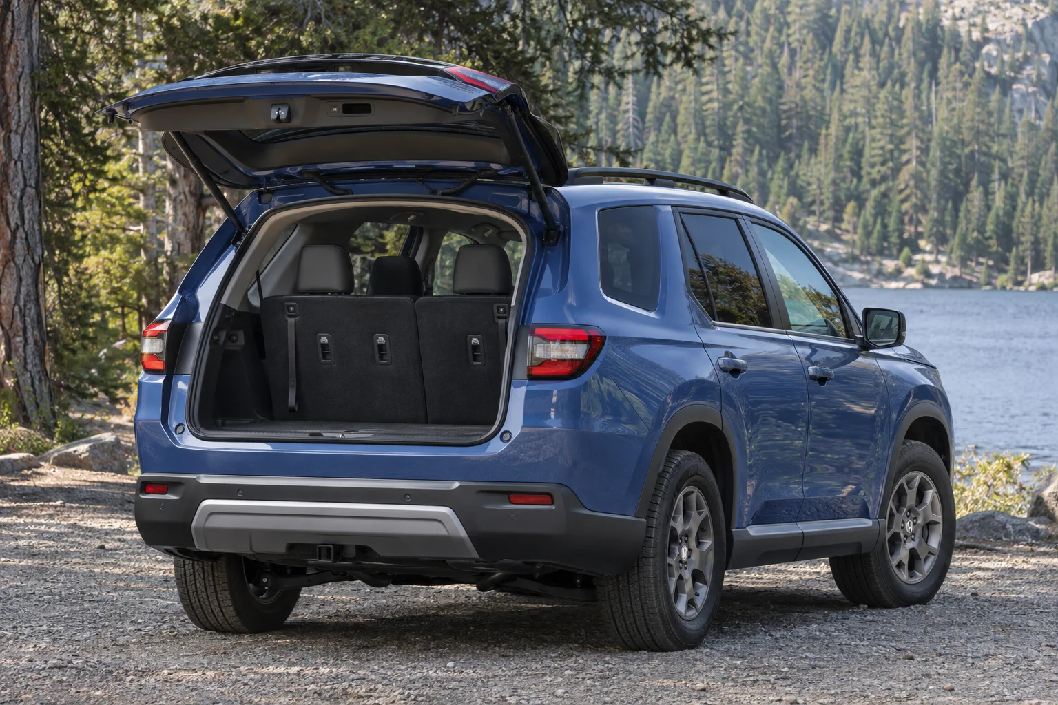 Editorial view of a 2026 Honda Pilot
